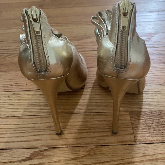 Steve Madden “messy” heels - Picture 3 of 6